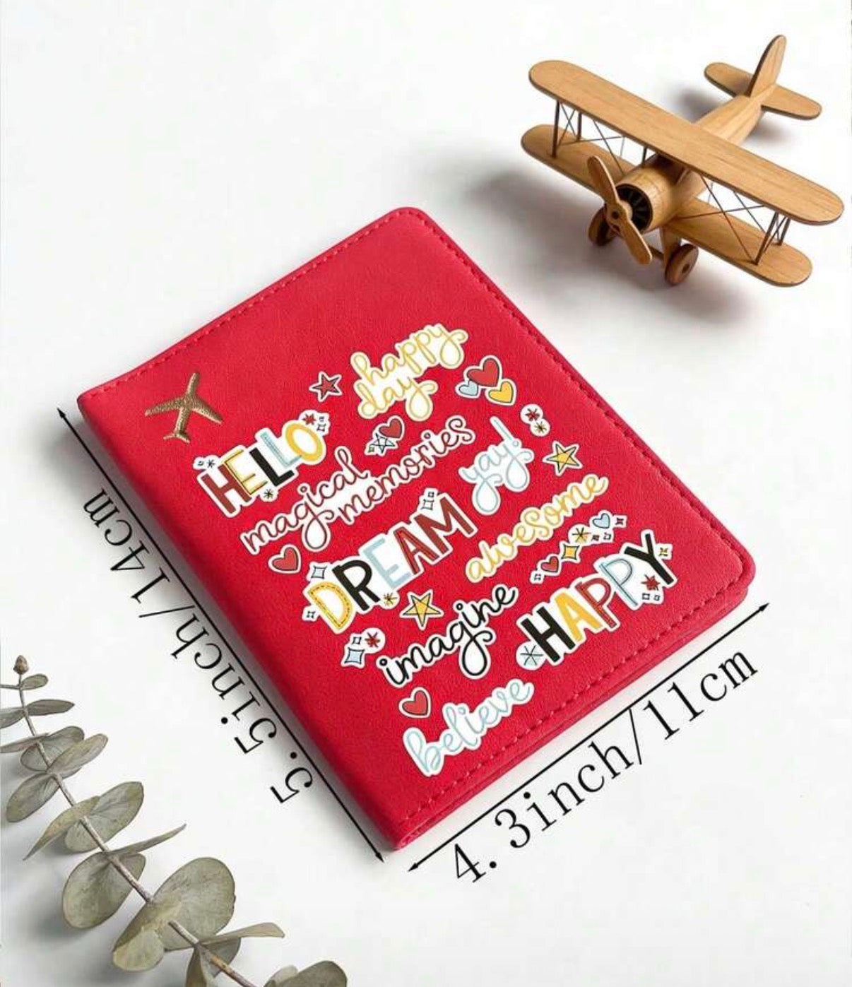 Portapasaporte con Diseño Motivacional Rosa · Para la mujer que viaja con intención — protege tu pasaporte y lleva contigo un recordatorio de por qué lo haces
